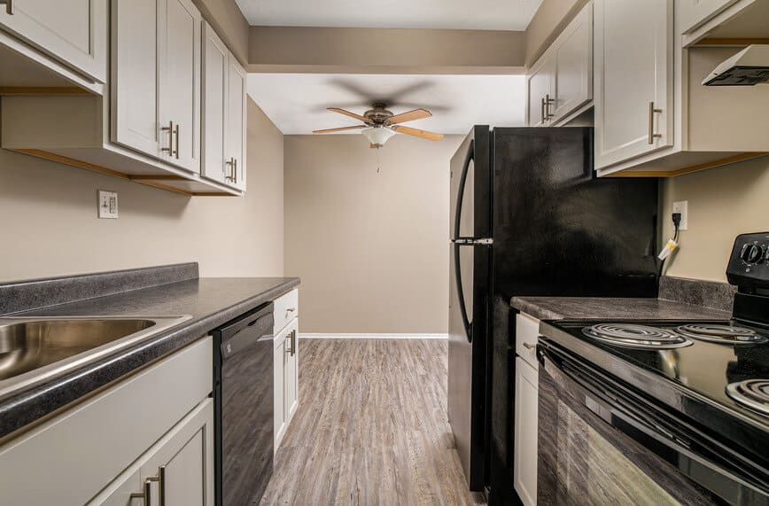 Apartments for Rent in Mayfield Heights, Ohio The Drake